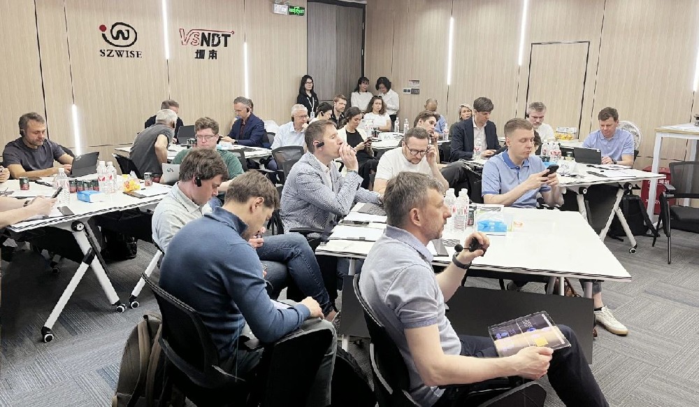 跨越山海?合作共贏丨國外客戶代表團(tuán)到訪深圳微視總部參觀考察交流